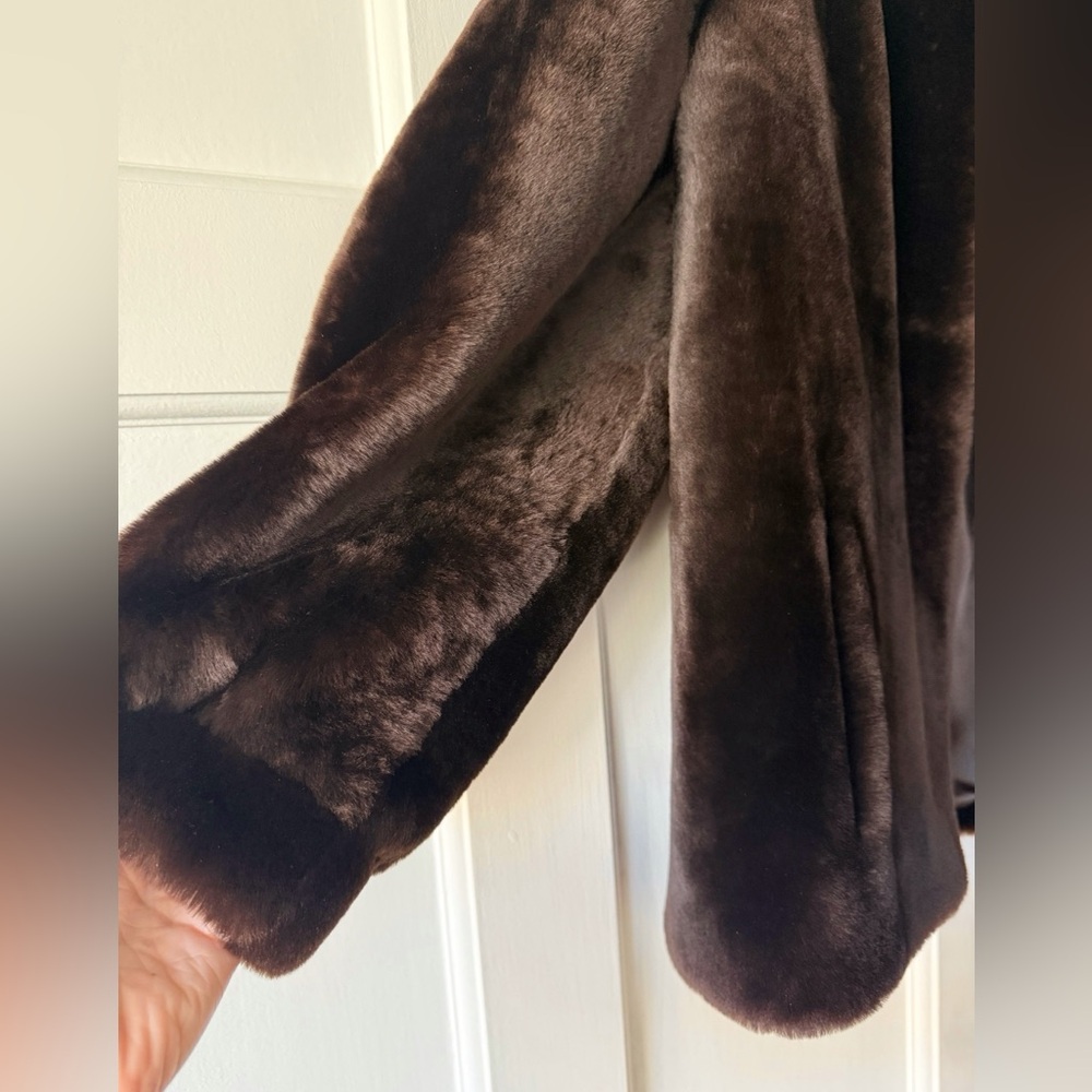 Stunning 1970s Vintage Overland Mouton Shearling Coat - Deep Brown - Picture 3 of 10